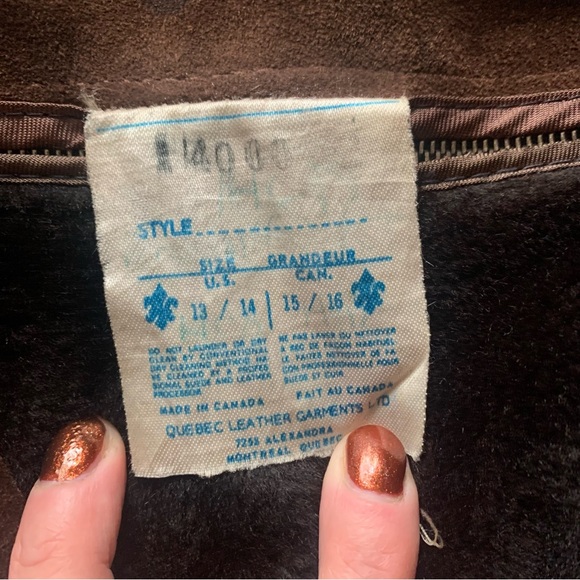 Vintage | Made in Canada | Rich brown suede leather jacket | Faux fur lined - Picture 14 of 15
